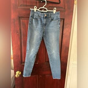 American Eagle “Dream Jean” Size 6